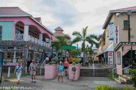 Touri Shops, Hafen Basseterre, St. Kitts-8178.jpg