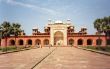 C 09 Akbar's tomb.jpg