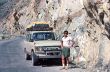 73 Along Karakorum Highway mit Roy.jpg
