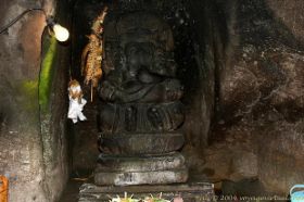 A 22 Bali Goa Gajah 2.jpg