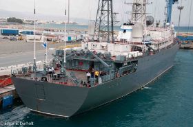 Norwegian war ship-1230.jpg
